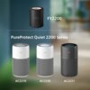 Na zdjęciu widoczny jest czarny filtr do oczyszczacza powietrza z napisem "PHILIPS FY2200", a poniżej znajdują się trzy modele oczyszczaczy powietrza oznaczone jako AC2210, AC2220 i AC2221 z serii "PureProtect Quiet 2200 Series".