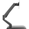 Czarny uchwyt do monitora z regulowanym ramieniem, zamontowany na prostokątnej podstawie. Produkt ma minimalistyczny design i umożliwia montaż monitora na końcu ramienia.