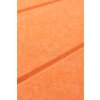 Pomarańczowy panel filcowy z widocznymi dwoma równoległymi liniami w ciemniejszym odcieniu pomarańczowego. Powierzchnia panelu ma teksturę przypominającą miękki materiał.