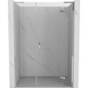 Przeszklone drzwi prysznicowe z uchwytem, osadzone w chromowanej ramie, na tle ścian z jasnego marmuru. Produkt to "Mexen Mist-H L drzwi prysznicowe uchylne prawe 125 cm, transparent, chrom - 8A5L-125-001-01-00-P".
