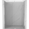 Przeszklone drzwi prysznicowe z chromowanymi elementami, zamontowane w marmurowej wnęce. Produkt to "Mexen Exo drzwi prysznicowe uchylne 130 cm, transparent, chrom - 819-130-000-01-00".