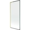 Jednoskrzydłowy parawan nawannowy o wymiarach 80 x 150 cm z czarną ramką i złotym szczotkowanym wykończeniem. Produkt ma prostokątny kształt i minimalistyczny design.