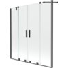 Przesłane zdjęcie przedstawia przezroczysty, dwuskrzydłowy parawan nawannowy o wymiarach 150 x 150 cm z ciemnymi, metalowymi ramami i uchwytami. Produkt ma prosty, nowoczesny design z widocznymi elementami montażowymi na górze i dole.
