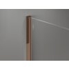 Ścianka prysznicowa Walk-in o wymiarach 140 x 70 cm z transparentnego szkła o grubości 10 mm, z elementami w kolorze różowego złota. Na metalowym profilu widoczne jest logo "Mexen".