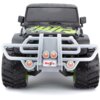 Zdalnie sterowany samochód terenowy z dużymi oponami i masywnym przednim zderzakiem, na którym widnieje logo "Maisto". Na masce pojazdu znajduje się napis "OFFROAD SERIES" oraz zielony wzór z napisem "RACING".