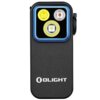 Czarna latarka z trzema widocznymi diodami LED na górze, otoczona niebieską ramką. Na dole znajduje się logo "OLIGHT".