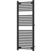 Czarny grzejnik łazienkowy o wymiarach 1200 x 500 mm z bocznym podłączeniem, składający się z poziomych, równomiernie rozmieszczonych rurek. Produkt ma moc 528 W i jest oznaczony jako "Mexen Mars".