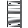 Grzejnik łazienkowy w kolorze antracytowym o wymiarach 900 x 600 mm, składający się z poziomych rurek zamocowanych między dwoma pionowymi belkami. Produkt ma prosty, nowoczesny design i jest przeznaczony do montażu na ścianie.