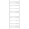 Biały grzejnik łazienkowy o prostokątnym kształcie, zbudowany z poziomych, równomiernie rozmieszczonych rurek. Produkt ma minimalistyczny design i jest przeznaczony do montażu na ścianie.