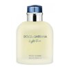 Butelka perfum o zaokrąglonym kształcie z niebieskim, metalicznym korkiem. Na butelce widnieje napis: "DOLCE & GABBANA light blue POUR HOMME EAU DE TOILETTE".