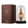 Brązowe opakowanie z teksturą drewna zawiera złote logo z napisem "AFAQ" oraz "Lattafa Pride" i informację "100 ml e, Eau de Parfum, Vaporisateur, Natural Spray, 3.4 FL.OZ". Obok znajduje się flakon w kształcie drewnianej kropli z metalicznymi elementami, umieszczony pod szklaną kopułą z napisem "AFAQ Lattafa".