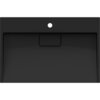 Czarna umywalka nablatowa z konglomeratu o prostokątnym kształcie, z otworem na baterię na górze. Produkt ma gładką powierzchnię i minimalistyczny design.