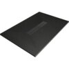 Czarny, prostokątny brodzik z centralnie umieszczoną maskownicą w tym samym kolorze, o teksturowanej powierzchni. Produkt ma wymiary 120 x 80 cm.
