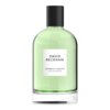 Przedstawiono butelkę perfum o pojemności 100 ml z jasnozielonym płynem, z czarnym korkiem i etykietą z napisem: "DAVID BECKHAM AROMATIC GREENS EAU DE PARFUM".