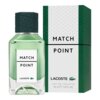 Butelka perfum o zielonym płynie z białą etykietą z napisem "MATCH POINT" oraz logo Lacoste, obok znajduje się pudełko z tym samym napisem i logo. Na pudełku widnieje również napis "EAU DE TOILETTE 50 ml e 1.6 FL.OZ.".