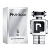 Srebrne opakowanie z napisem "PHANTOM" oraz grafiką robota, poniżej widnieje tekst "paco rabanne EAU DE TOILETTE NATURAL SPRAY 100 ml e 3.4 FL OZ". Obok znajduje się flakon w kształcie robota z literą "P" na przodzie.