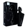 Czarne opakowanie i flakon perfum z ozdobnym korkiem w kształcie głowy konia, z widocznymi napisami: "MAAHIR BLACK EDITION Lattafa". Na opakowaniu znajdują się również dekoracyjne wzory i kod QR.