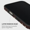 Etui na telefon z widocznym przyciskiem, ozdobione wzorem w kropki, z tekstem: "ŁATWE ROBIENIE ZDJĘĆ. Idealnie dopasowane do przycisku aparatu nowego iPhone."