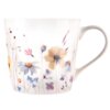 Porcelanowy kubek o pojemności 430 ml ozdobiony jest delikatnym wzorem kwiatów w pastelowych kolorach, takich jak żółty, różowy i niebieski. Kubek ma klasyczny kształt z wygodnym uchwytem.