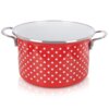 Czerwony garnek emaliowany z białymi kropkami, o pojemności 4 litrów i średnicy 22 cm, posiada dwa metalowe uchwyty. Wnętrze garnka jest białe, a krawędź wykończona metalowym rantem.