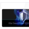 Przezroczysta folia ochronna na ekran, z widocznym napisem "Kia Ceed Phev 2022-2025" oraz graficznym symbolem tarczy na tle abstrakcyjnych, niebieskich wzorów. Produkt przeznaczony do centralnego wyświetlacza w samochodzie.