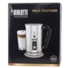 Opakowanie produktu przedstawia spieniacz do mleka z logo Bialetti oraz napisem "MILK FROTHER". Obok urządzenia znajduje się szklanka z warstwowym napojem mlecznym, a w dolnym rogu widnieje napis "since 1919".