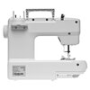 Biała maszyna do szycia z widocznym uchwytem na górze oraz otworami na szpulki. Na dolnej części znajduje się etykieta z napisem: "SEWING MACHINE MODEL: R07 220V~50Hz 70W W&W Sp. z o.o. ul. Warszawska 62 31-155 Kraków, Poland Serial No. 818 00000759 Made 