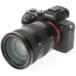 Aparat bezlusterkowy SONY Alpha A7 III (ILCE7M3GBDI.EU) + Obiektyw 24-105 f/4.0 OOS, Full Frame, 24Mpix, UHD 4K 30p, BIONZ X