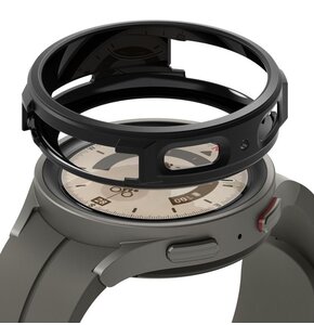 Etui RINGKE Air do Samsung Galaxy Watch 5 Pro (45 mm) Czarny