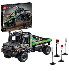 U LEGO 42129 Technic Ciężarówka Mercedes-Benz Zetros z napędem na 4 koła