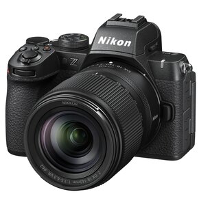 Aparat NIKON Z50II Czarny + Obiektyw Nikkor Z DX 18-140 mm f/3.5-6.3 VR,  20.9Mpix, UHD 4K 60p, EXPEED 7
