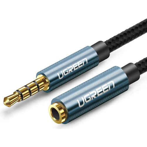 Niebieski kabel audio z wtykiem i gniazdem Jack 3.5 mm, z metalowymi obudowami, na których widnieje napis "UGREEN". Kabel ma plecioną osłonę i złote końcówki.