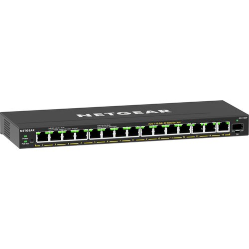 Czarny switch sieciowy z logo "NETGEAR" na górze, posiada 16 portów Ethernet oznaczonych numerami od 1 do 16, z opisem "Ports 1-15 PoE+ 30 Watts/port max." oraz wskaźnikami LED. Na lewym boku widoczne są napisy "Power" i "PoE Max" z diodami, a model urząd