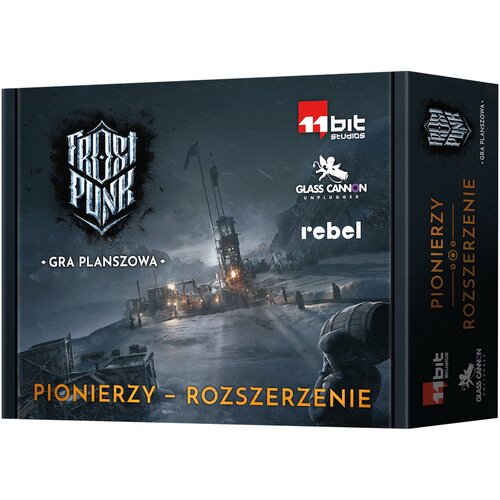 Na zdjęciu znajduje się pudełko dodatku do gry planszowej "Frostpunk: Pionierzy – Rozszerzenie" z widocznym logo 11 bit studios, Glass Cannon Unplugged i Rebel. Na ilustracji widać zimowy krajobraz z oświetloną konstrukcją w centrum.