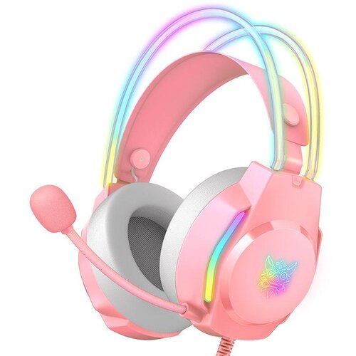 Różowo-szare słuchawki nauszne z mikrofonem, ozdobione podświetleniem RGB na pałąku i nausznikach, z widocznym logo w kształcie geometrycznego wzoru na boku. Nauszniki są miękkie, a mikrofon pokryty jest różową gąbką.