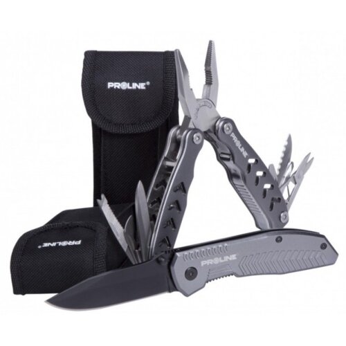 Na zdjęciu znajduje się multitool z kilkoma rozłożonymi narzędziami, obok czarnego etui z widocznym logo "PROLINE". Multitool ma metaliczną obudowę i widoczne różne funkcje, takie jak szczypce i ostrze.