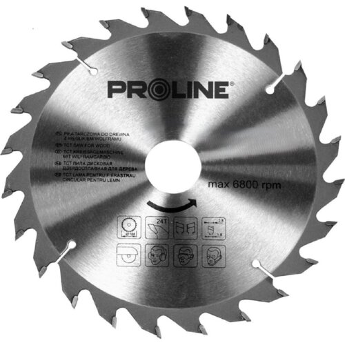 Na zdjęciu znajduje się metalowa tarcza do cięcia z widocznym logo "PROLINE" oraz oznaczeniami technicznymi, takimi jak "max 6800 rpm" i "24T". Na powierzchni tarczy znajdują się również piktogramy oraz tekst w kilku językach, w tym "PIŁA TARCZOWA DO DREW
