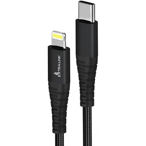 Na zdjęciu widoczny jest czarny kabel USB-C - Lightning o długości 2 metrów, z logo "EXTRALINK" na jednym z końców. Kabel ma plecioną osłonę i solidne złącza, co sugeruje jego wytrzymałość.