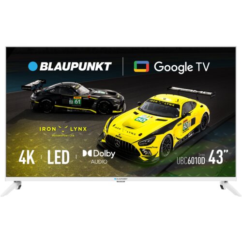 Na zdjęciu widoczny jest telewizor z ekranem, na którym wyświetlane są dwa samochody wyścigowe, czarny i żółty, oraz logotypy: BLAUPUNKT, Google TV, Iron Lynx Motorsport Lab, 4K, LED, Dolby Audio, UBC6010D Series 43".