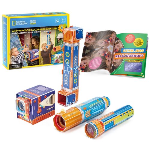 Pudełko z puzzlami 3D CUBIC FUN National Geographic przedstawia kolorowe elementy do składania, a na opakowaniu widnieje napis: "AKTYWNOŚCI Z KOLORAMI I ŚWIATŁEM". Obok znajduje się otwarta książeczka z tekstem "CZYM JEST KALEJDOSKOP?" oraz różnobarwne mo
