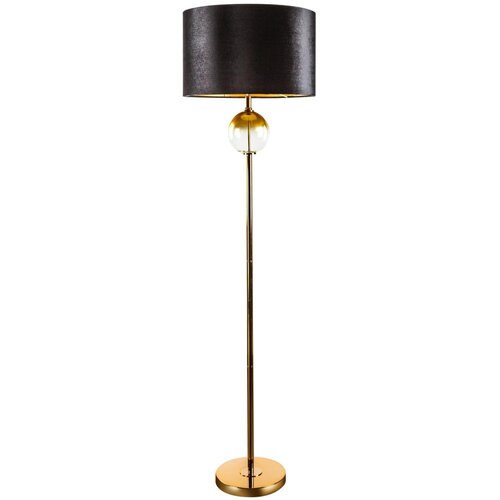 Czarna lampa podłogowa z okrągłym abażurem, złotą podstawą i dekoracyjną kulą pod abażurem. Produkt ma elegancki, nowoczesny design.