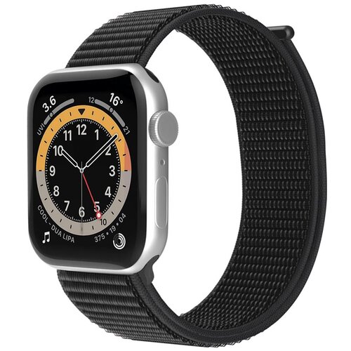 Czarny pasek do zegarka Apple Watch z wyświetlaczem pokazującym tarczę zegara z białymi cyframi i wskazówkami oraz kolorowym pierścieniem z oznaczeniami temperatury i UV. Na ekranie widoczny jest również tekst: "COOL - DUA LIPA 375 - 19 04".