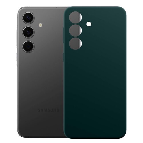 Na zdjęciu widoczny jest zielony futerał na telefon z trzema wycięciami na aparaty oraz dodatkowym otworem. Obok znajduje się tył telefonu z trzema obiektywami aparatu i napisem "SAMSUNG".