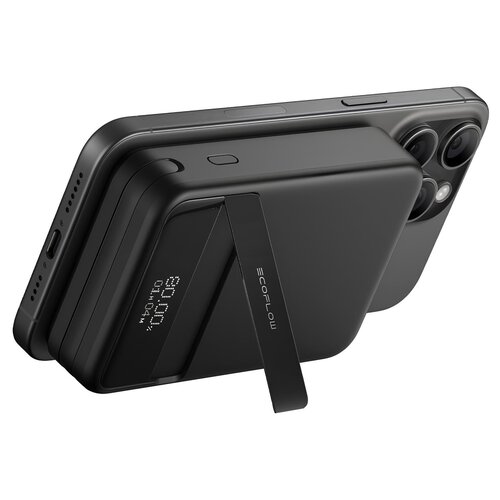 Czarny powerbank ECOFLOW Rapid Magnetic 10000 mAh 65W z wyświetlaczem pokazującym "80.00% 01:40:24" oraz podpórką z napisem "ECOFLOW". Obok powerbanka znajduje się smartfon z trzema obiektywami aparatu.