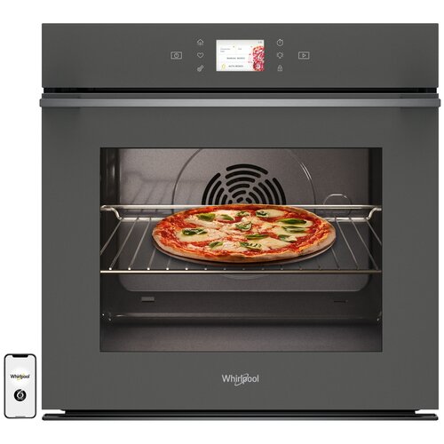 Grafitowy piekarnik elektryczny z widocznym na wyświetlaczu panelem sterowania, w środku którego znajduje się pizza na ruszcie. Na froncie piekarnika widoczne jest logo "Whirlpool".