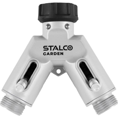Na zdjęciu widoczny jest metalowy rozdzielacz ogrodowy z dwoma wyjściami, oznaczony napisem "STALCO GARDEN". Produkt ma srebrny kolor z czarnymi elementami i posiada gwintowane końcówki.
