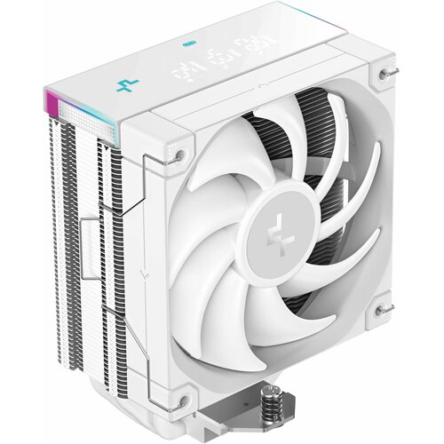 Białe chłodzenie CPU z widocznym wentylatorem i logo producenta na środku. Na górnej części obudowy znajduje się cyfrowy wyświetlacz oraz logo.