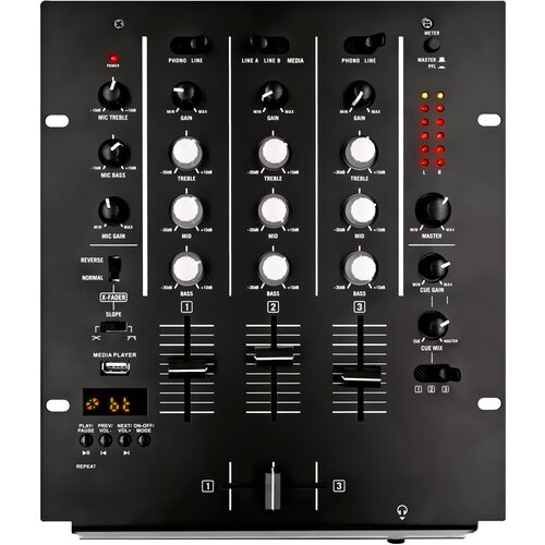 Czarny mikser audio z trzema kanałami, każdy wyposażony w pokrętła do regulacji gain, treble, mid i bass, oraz suwaki do kontroli poziomu dźwięku. Na panelu znajdują się również przyciski do obsługi odtwarzacza multimedialnego, wskaźniki LED oraz gniazdo 