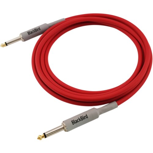 Czerwony kabel o długości 5 metrów z dwoma wtykami Jack 6.3 mm, z szarymi osłonami, na których widnieje napis "BlackBird".