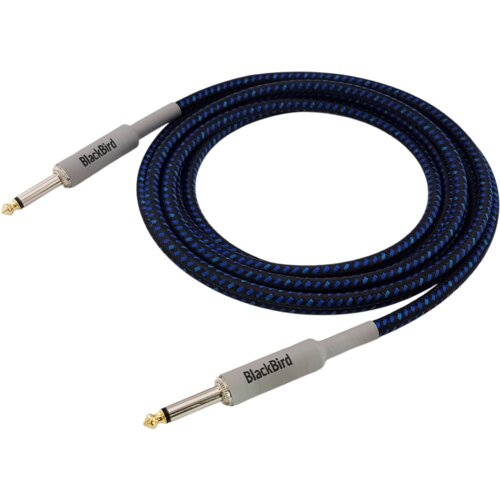 Na zdjęciu znajduje się czarno-niebieski kabel z dwoma wtykami Jack 6.3 mm, o długości 6 metrów. Na obu końcówkach widnieje napis "BlackBird".